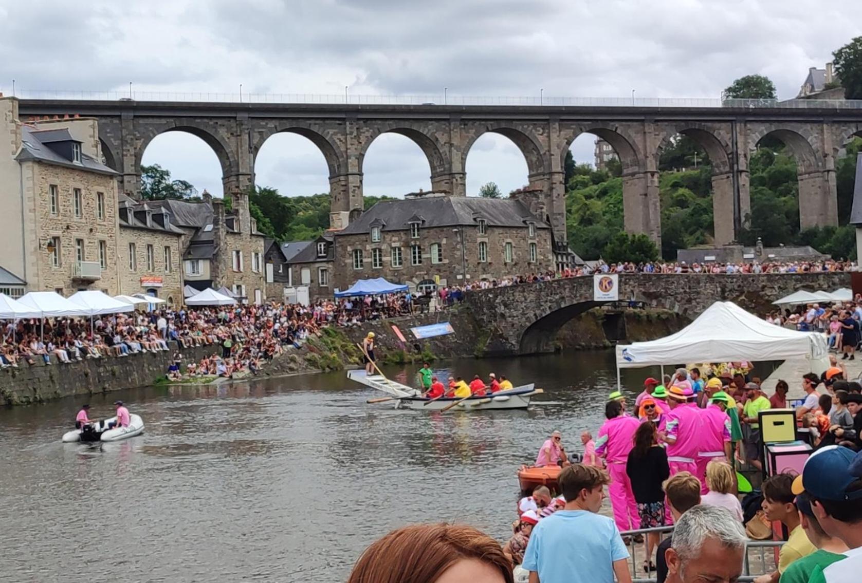 Gite Des Mezieres Brusvily Luaran gambar